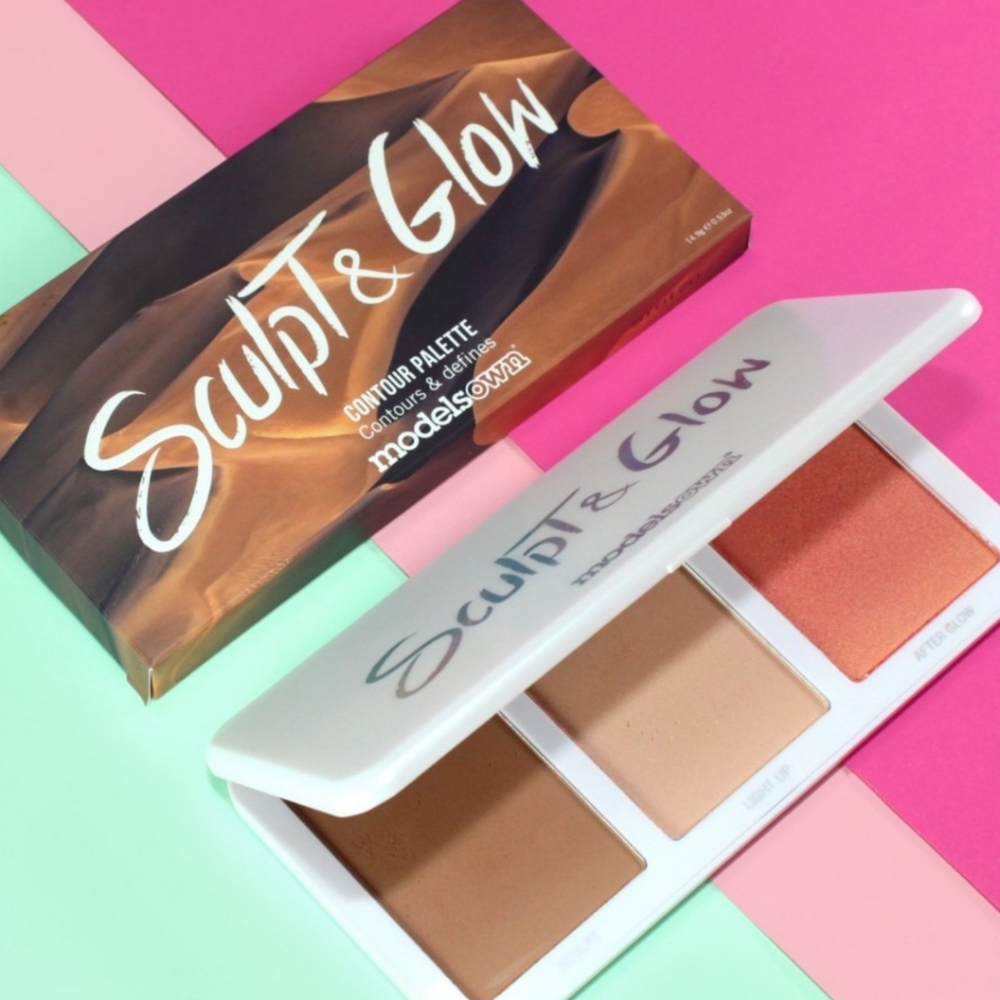 MODELS OWN Sculpt & Glow Contour Highlighter Palette NIB 02 Light to Medium